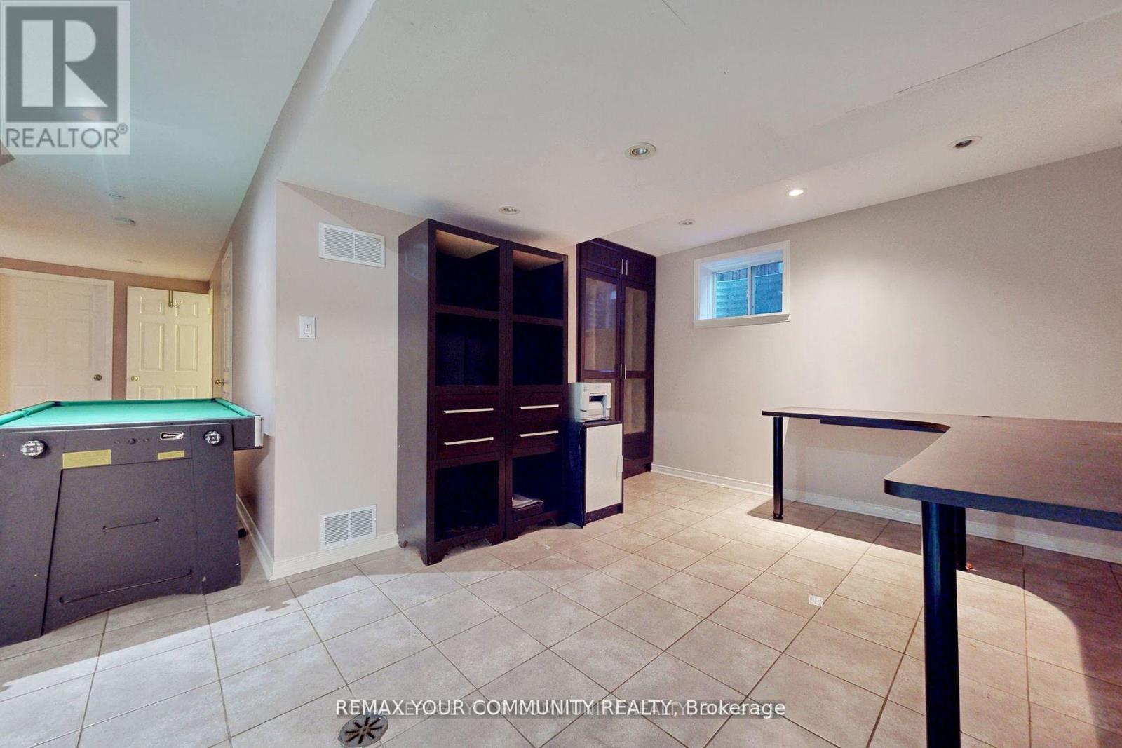52 MCCALLUM DRIVE - 29