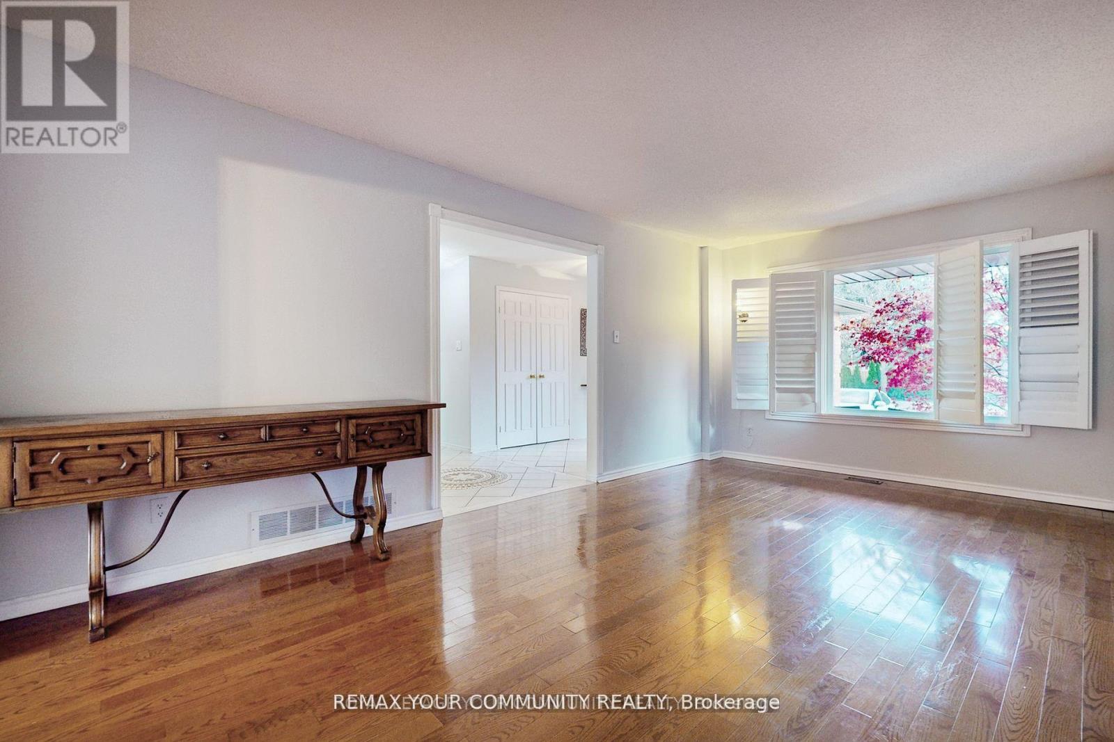 52 MCCALLUM DRIVE - 3