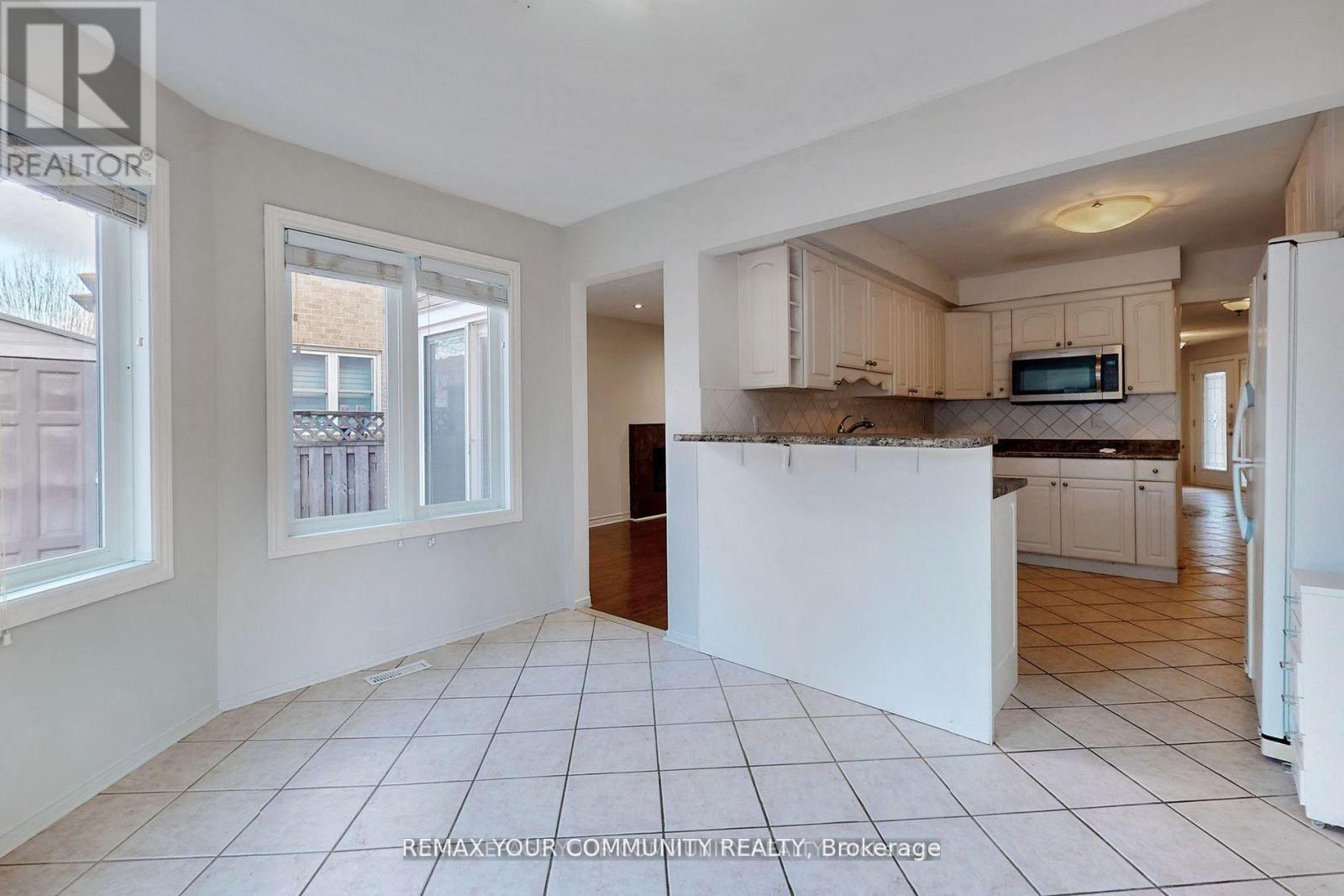 52 MCCALLUM DRIVE - 5