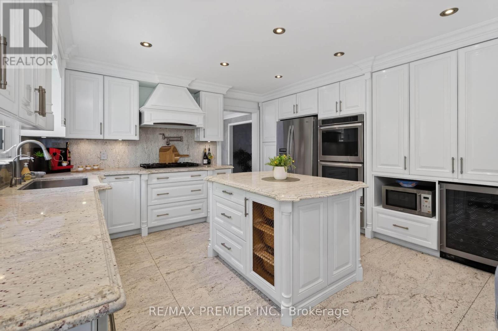 35 LORENGATE PLACE - 14