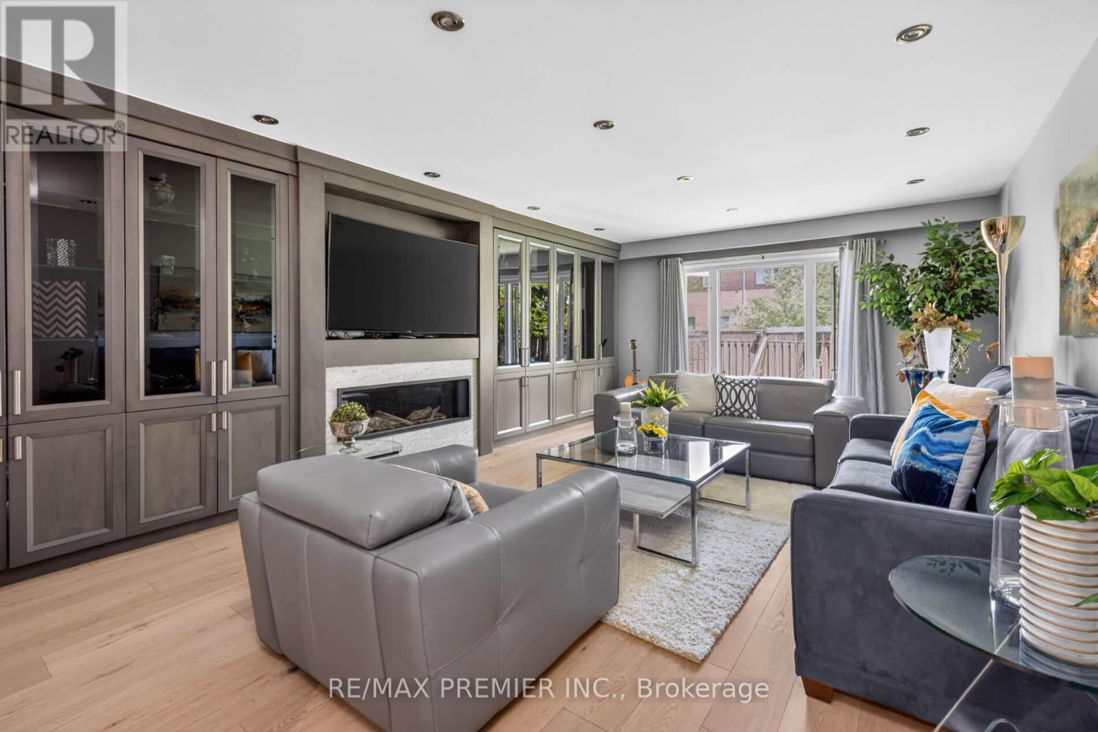 35 LORENGATE PLACE - 15