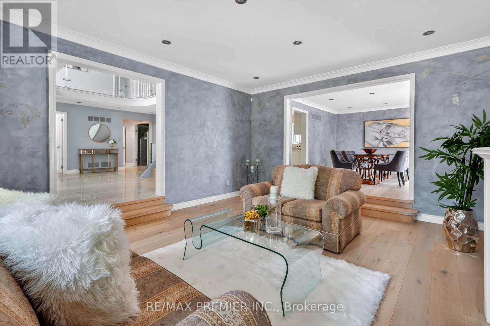 35 LORENGATE PLACE - 6