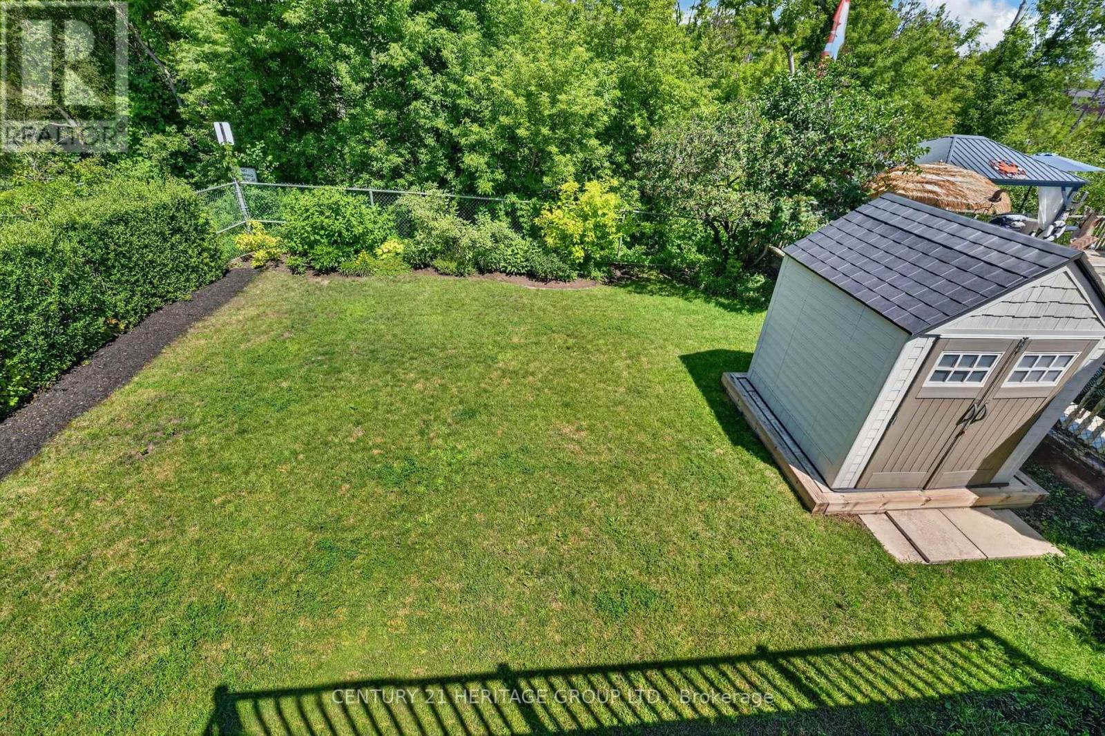 226 LILLIAN CRESCENT - Image 12