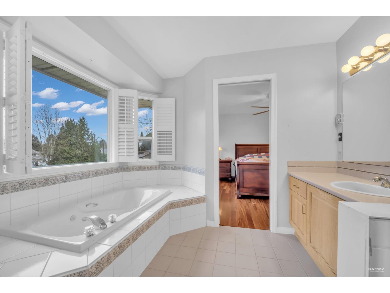 6833 NICHOLSON ROAD, Delta