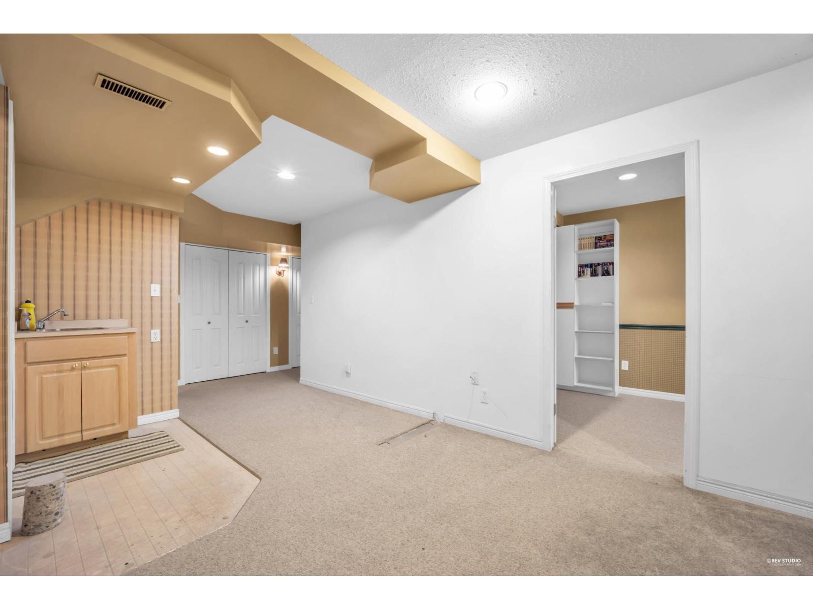 6833 NICHOLSON ROAD, Delta
