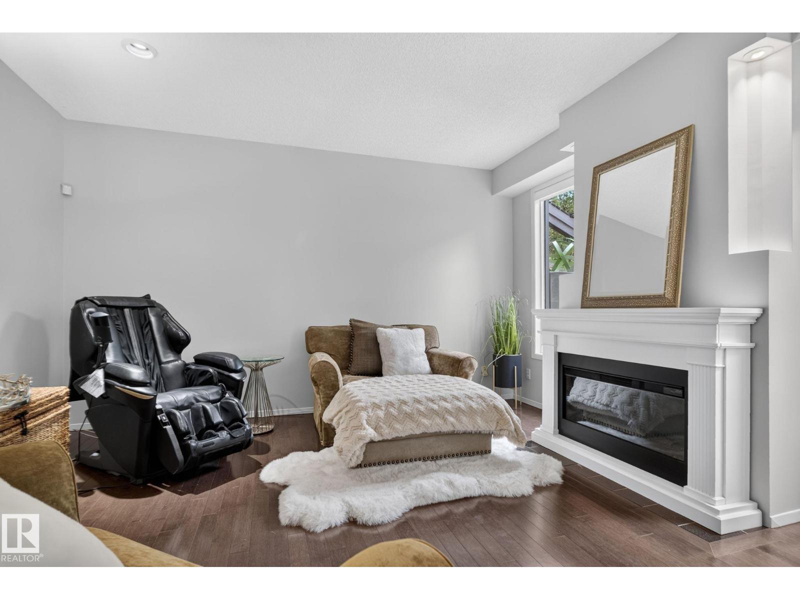 168 WEAVER DR NW - 21