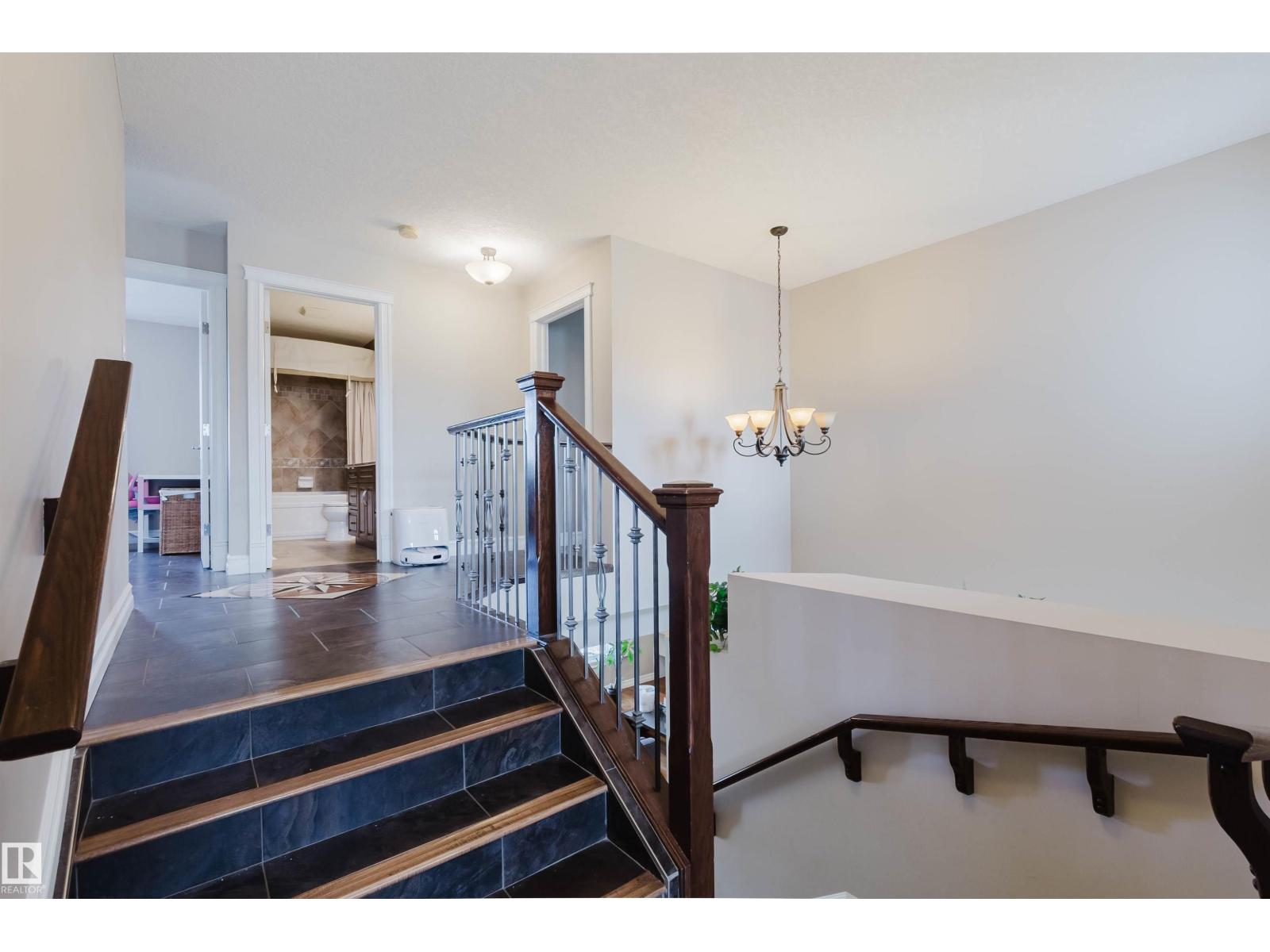 3412 MACNEIL LI NW - 41