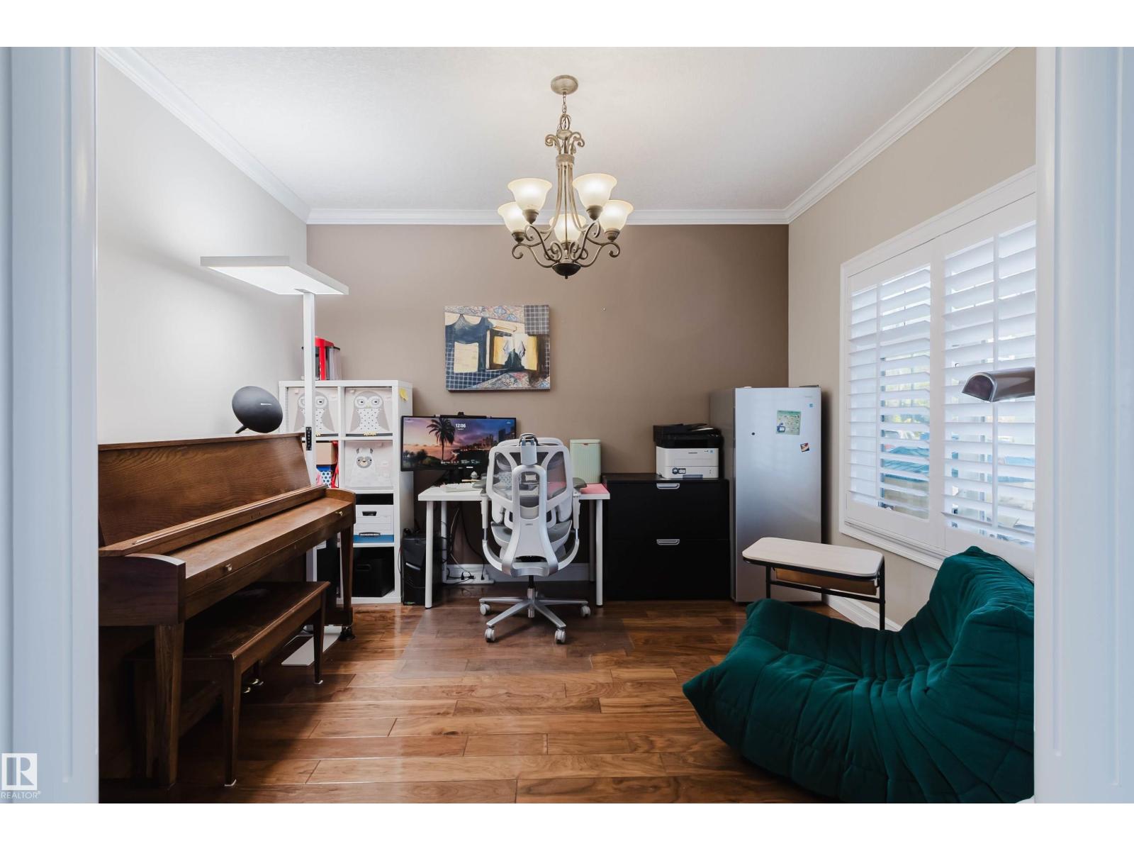 3412 MACNEIL LI NW - 49