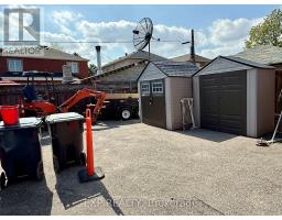Upper - 132 Brookhaven Drive, Toronto, ON M6M4P2 Photo 10