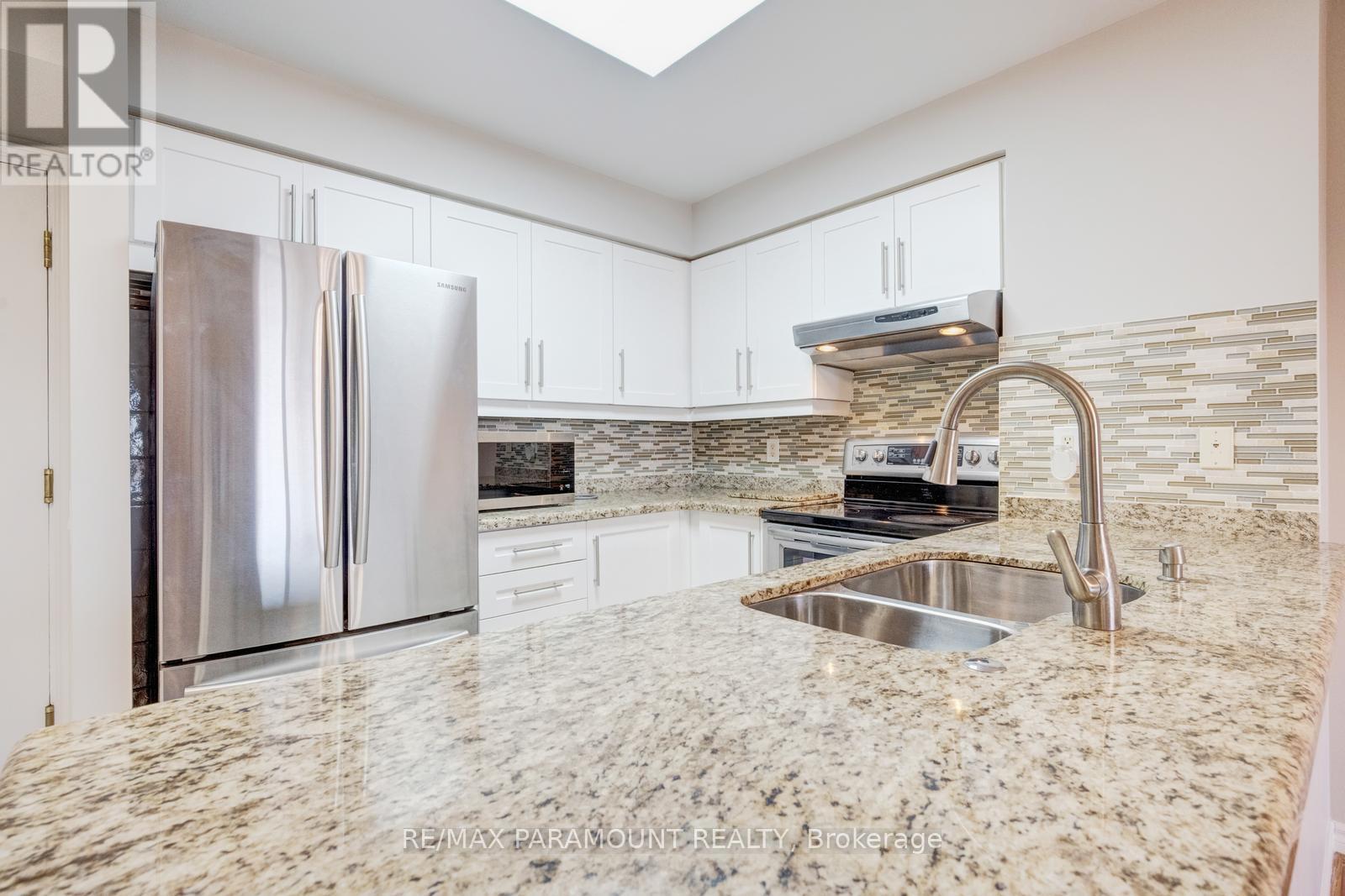 #616 25 KINGSBRIDGE GARDEN CIRCLE - 16