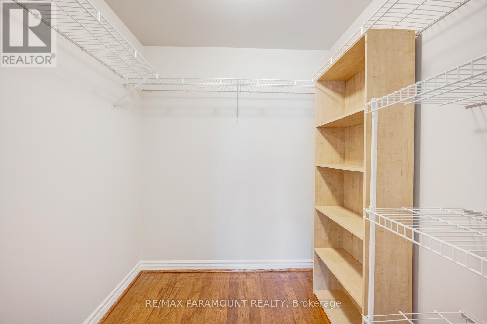 #616 25 KINGSBRIDGE GARDEN CIRCLE - 42