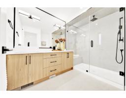 16477 20 Avenue, Surrey, BC V3Z9M9 Photo 12