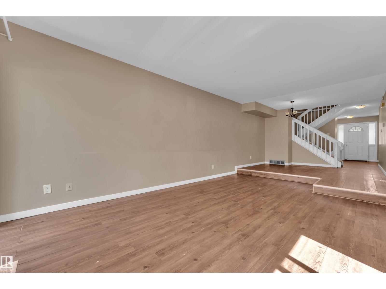6632 36A AV NW - 13