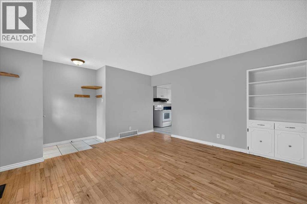 7804 34 Avenue NW - 8