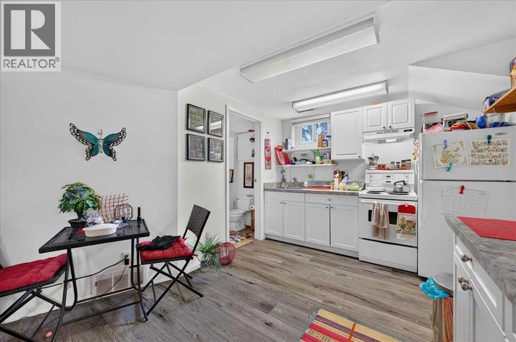 7804 34 Avenue NW - 24