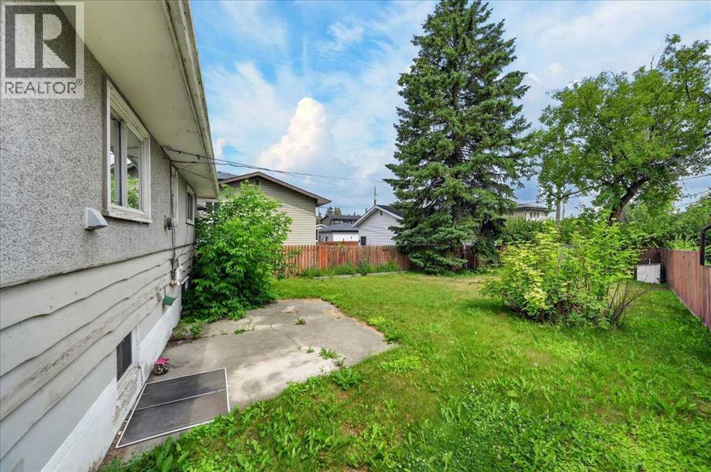 7804 34 Avenue NW - 38