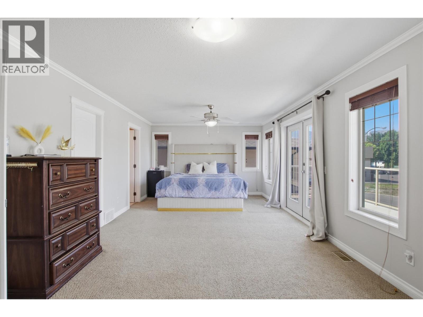 819 Arlington Court - 18