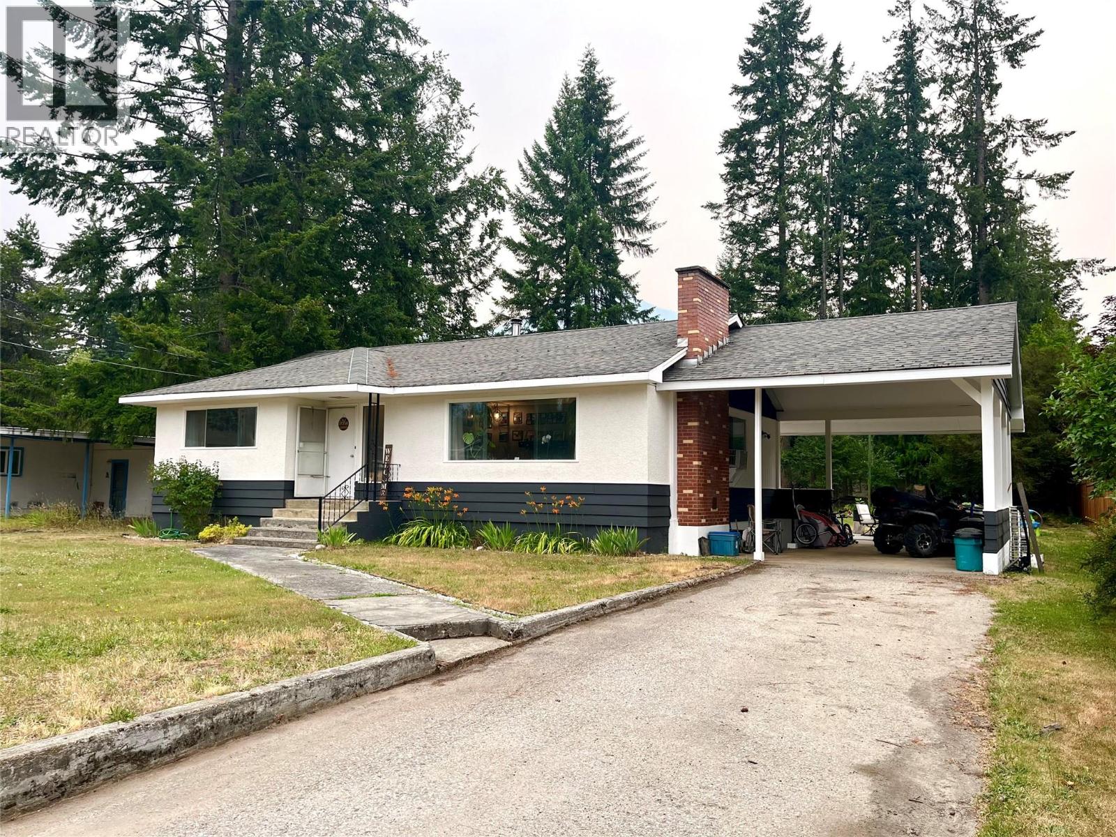 807 23 Highway N - 25