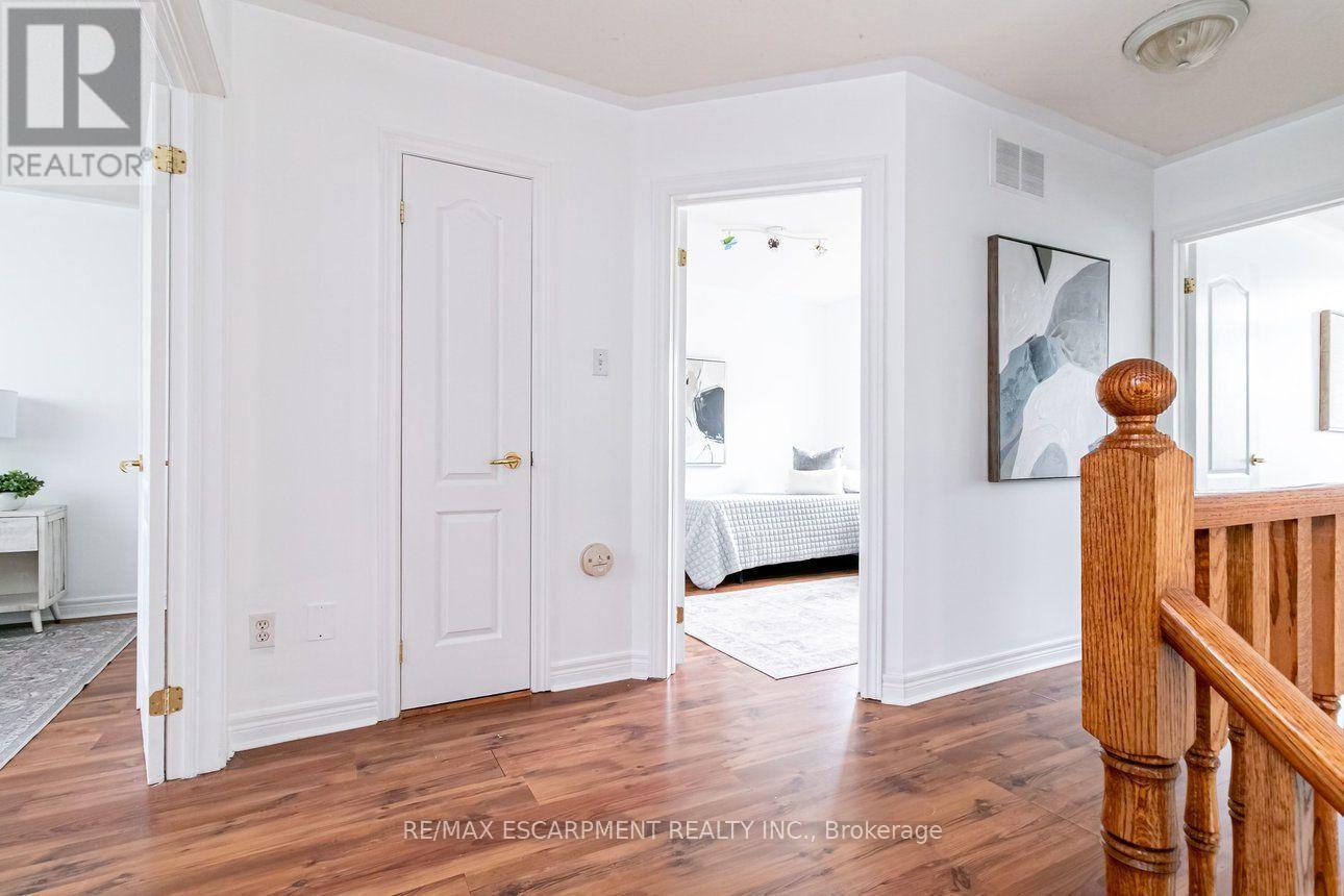 58 PEACHWOOD CRESCENT - 22