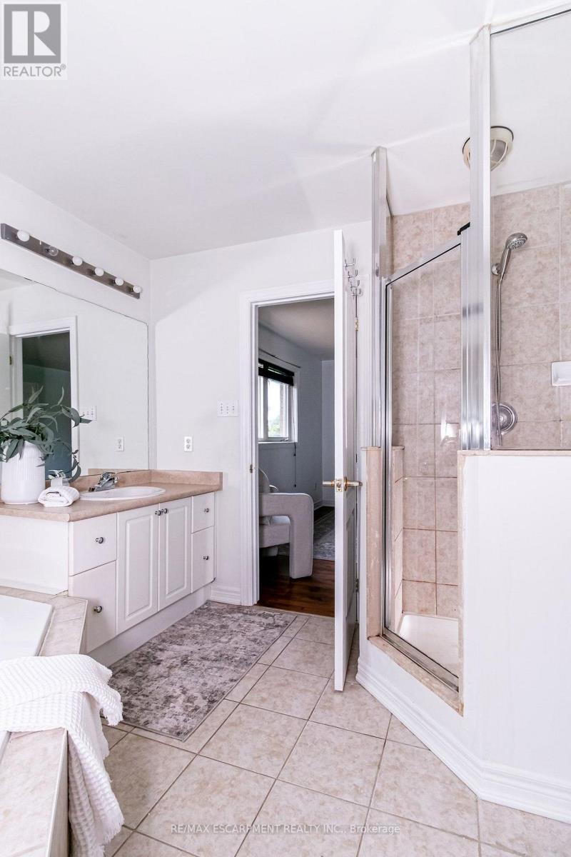 58 PEACHWOOD CRESCENT - 29