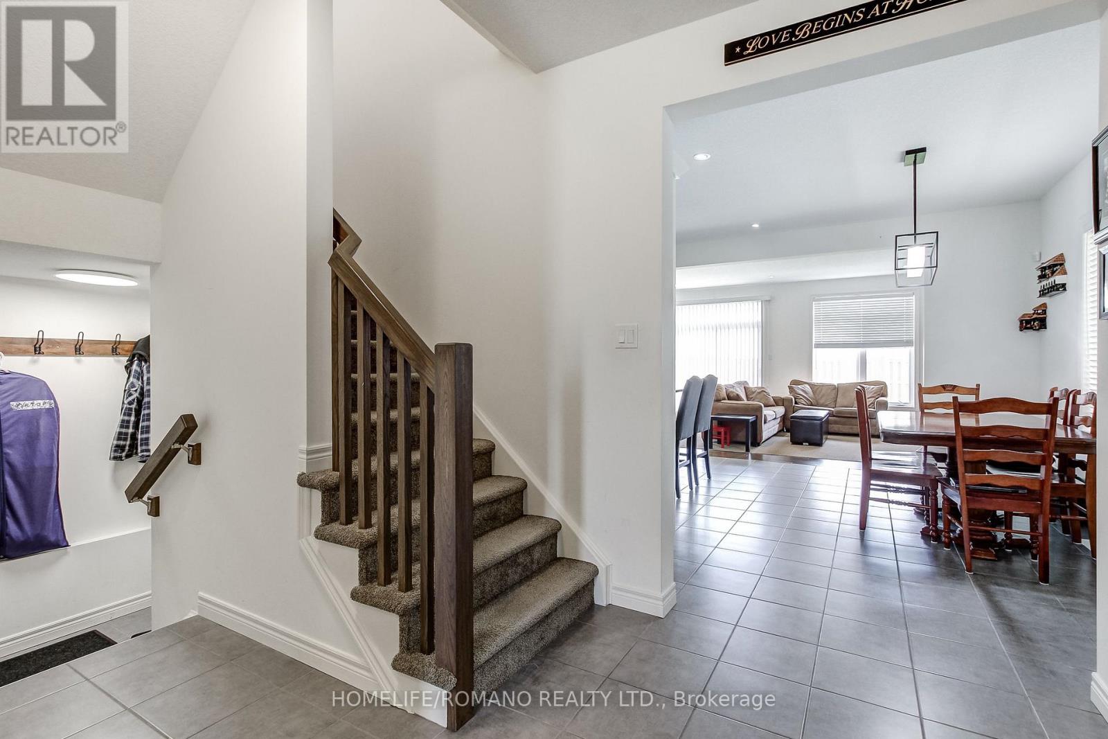 42 DALLAN DRIVE - 10