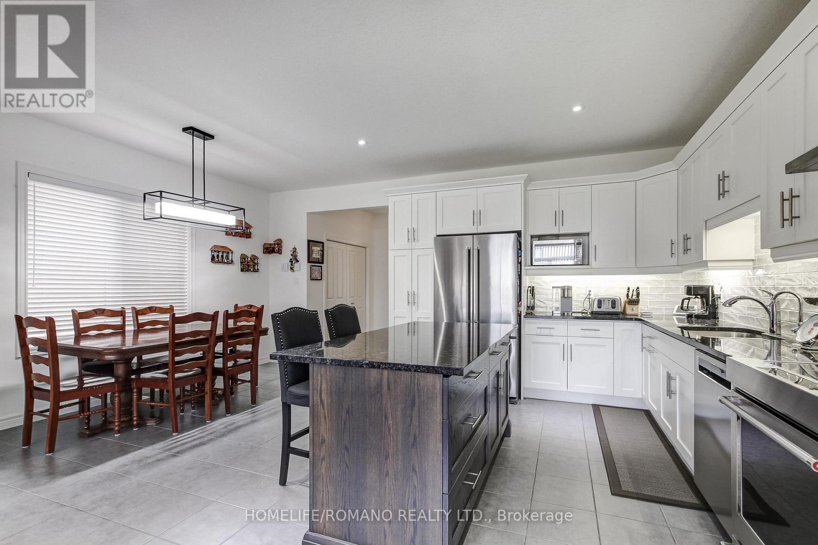 42 DALLAN DRIVE - 16