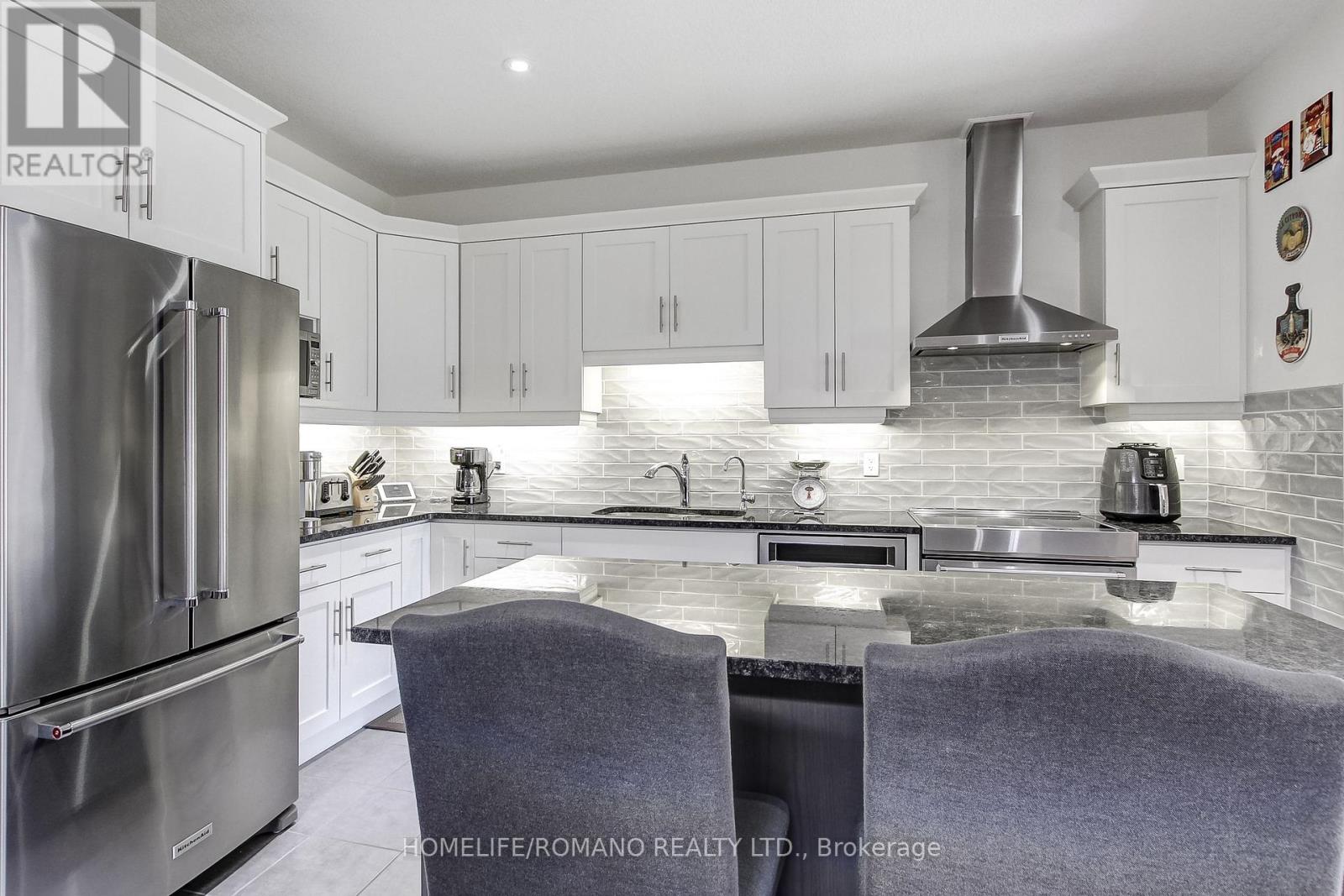 42 DALLAN DRIVE - 17