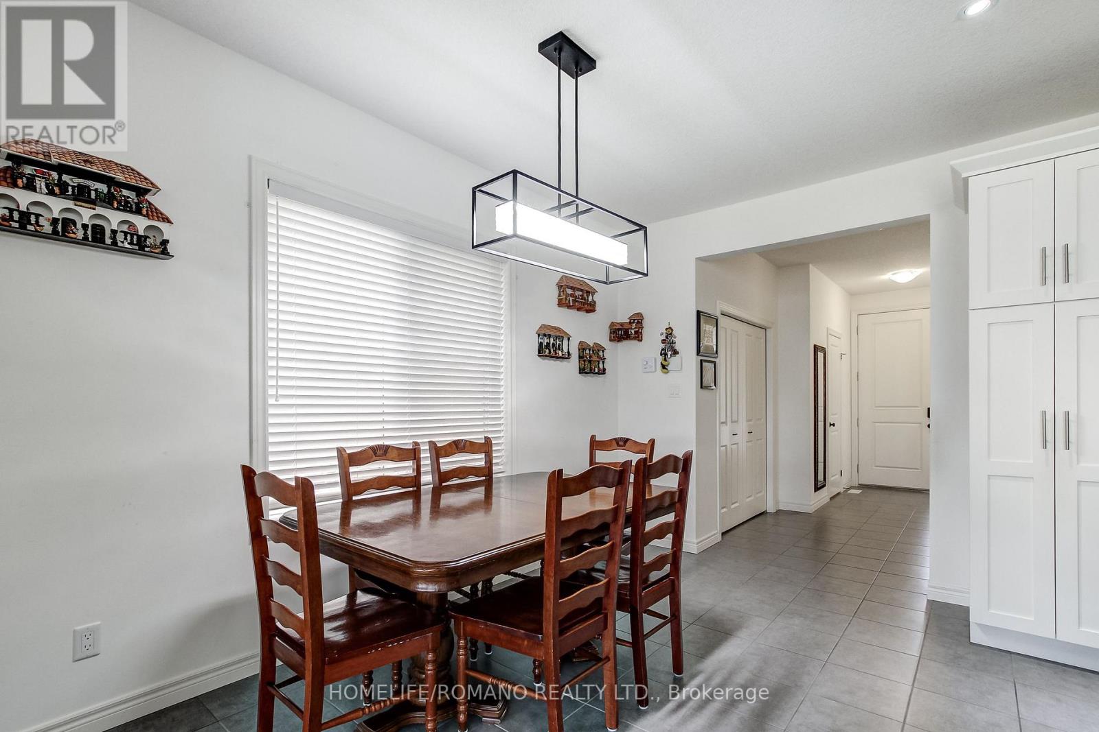 42 DALLAN DRIVE - 22