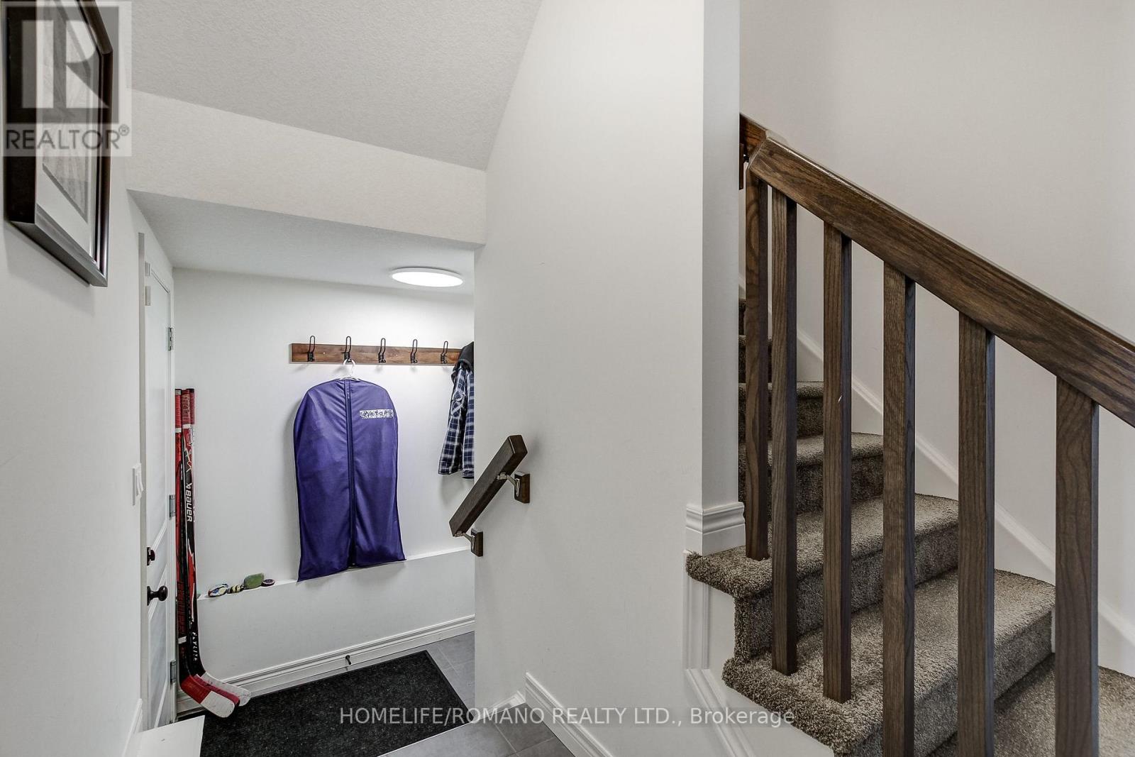 42 DALLAN DRIVE - 29