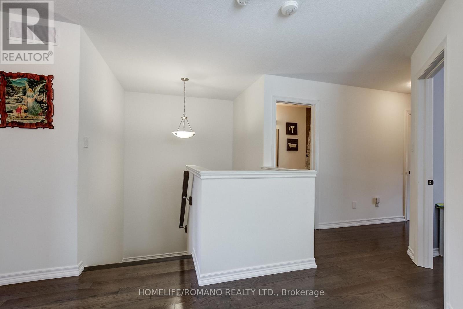 42 DALLAN DRIVE - 30