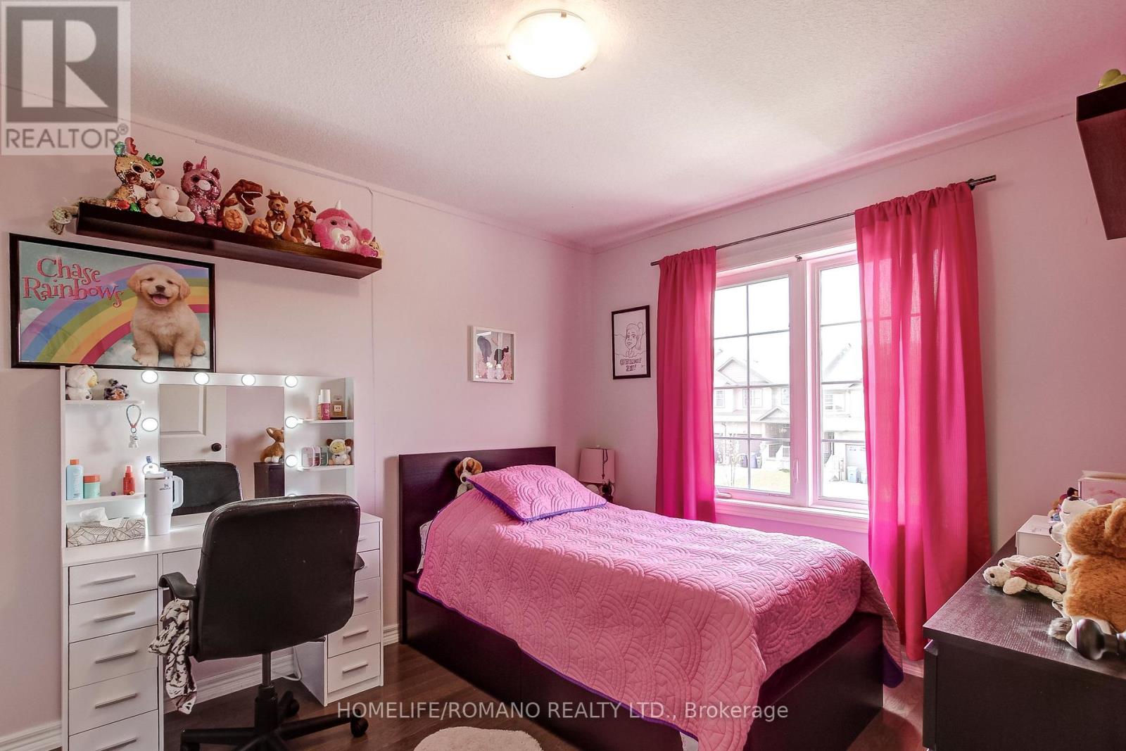 42 DALLAN DRIVE - 36