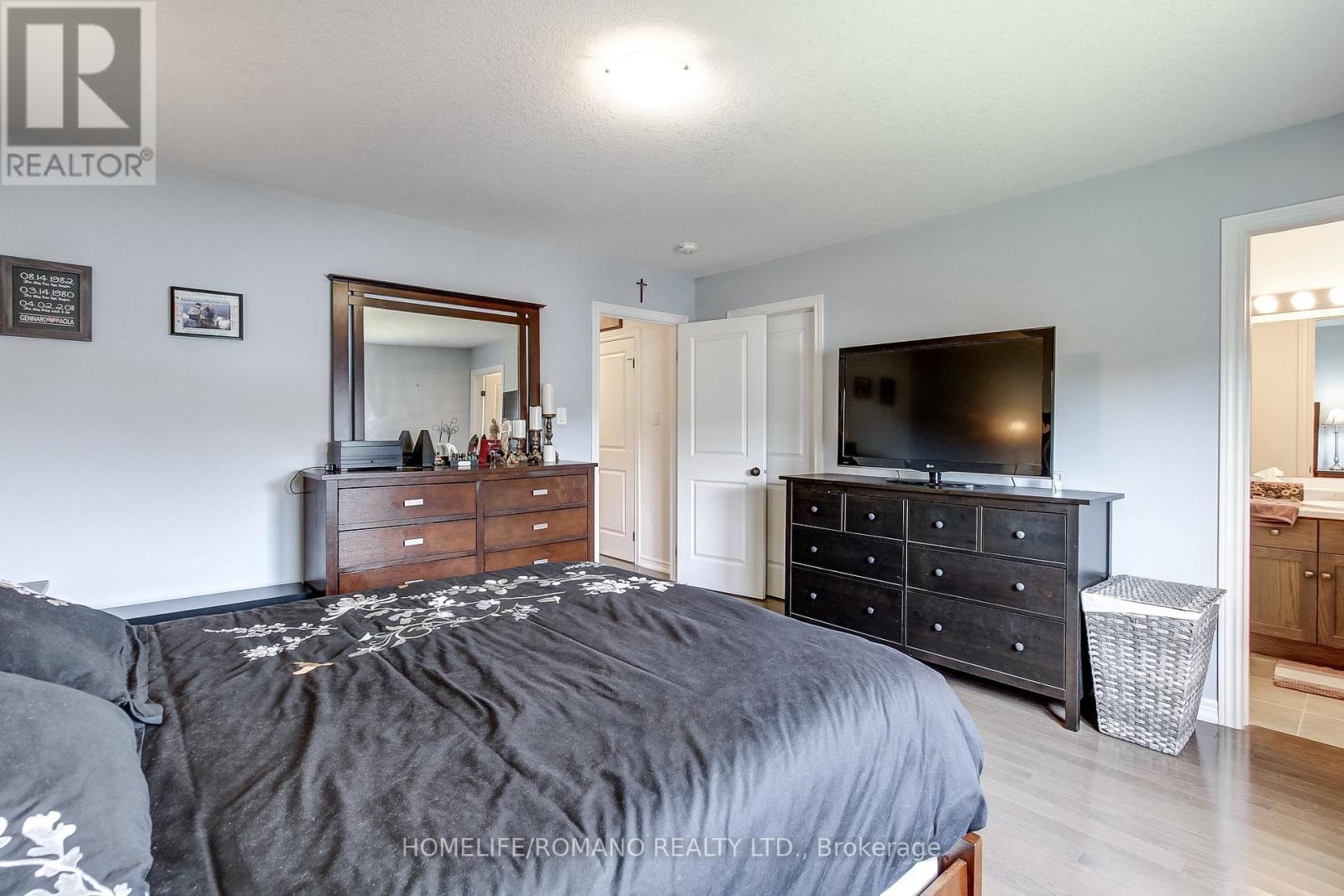 42 DALLAN DRIVE - 41