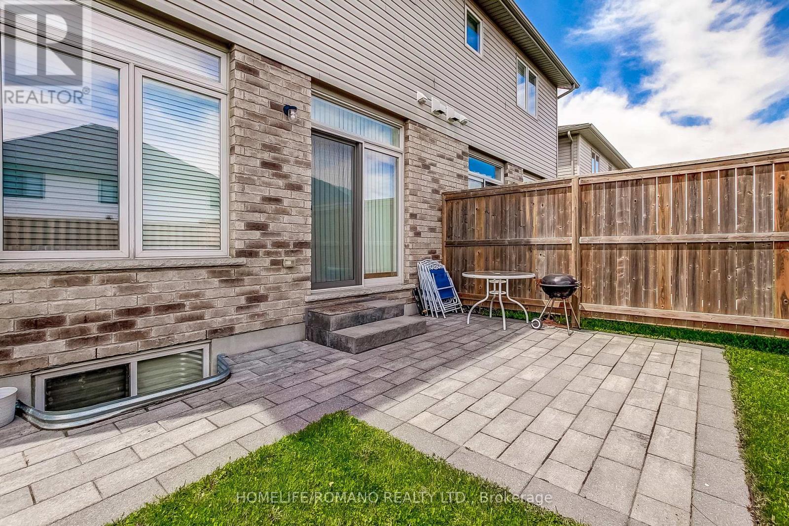 42 DALLAN DRIVE - 47