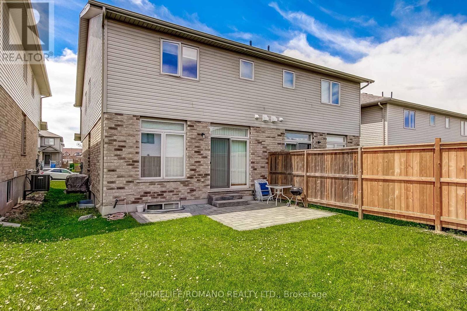 42 DALLAN DRIVE - 48