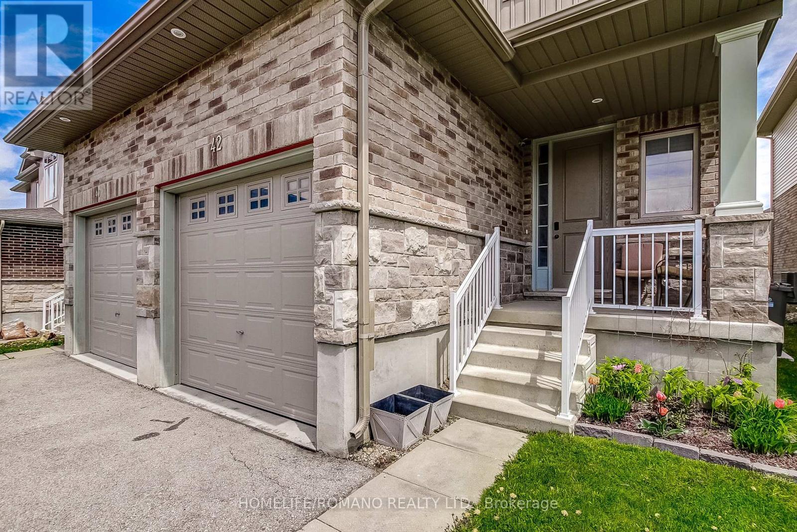 42 DALLAN DRIVE - 6