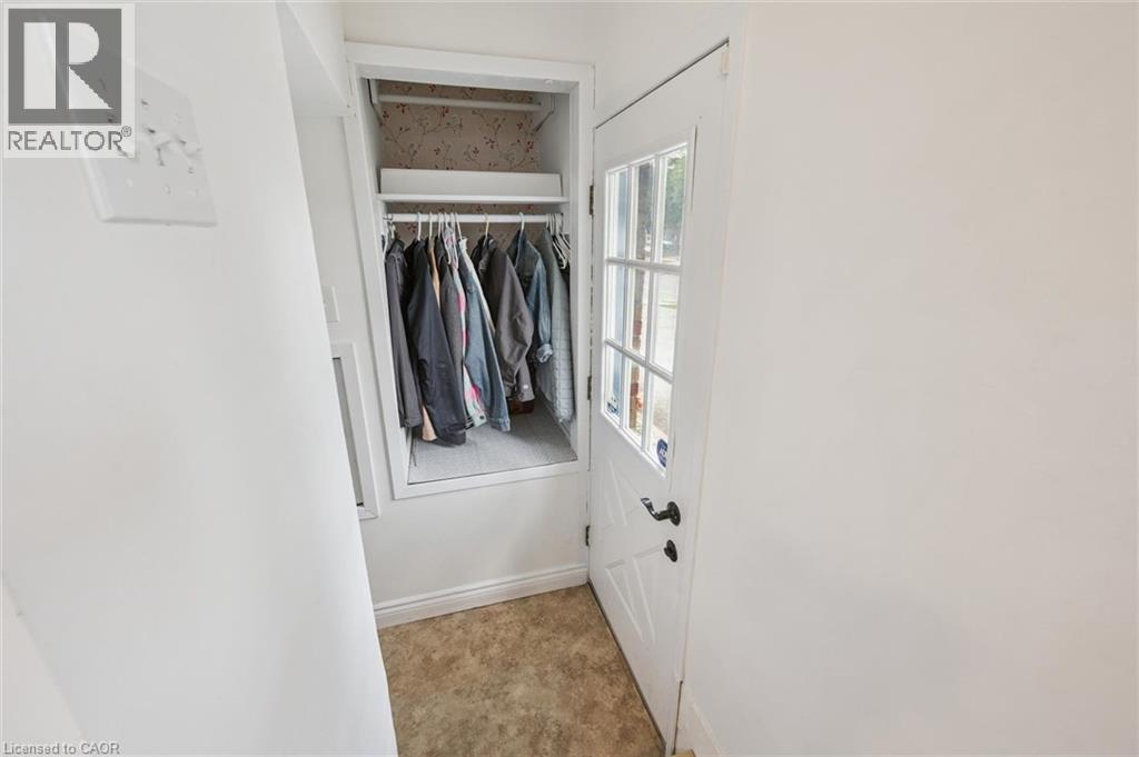 129 FLORENCE Avenue - 29