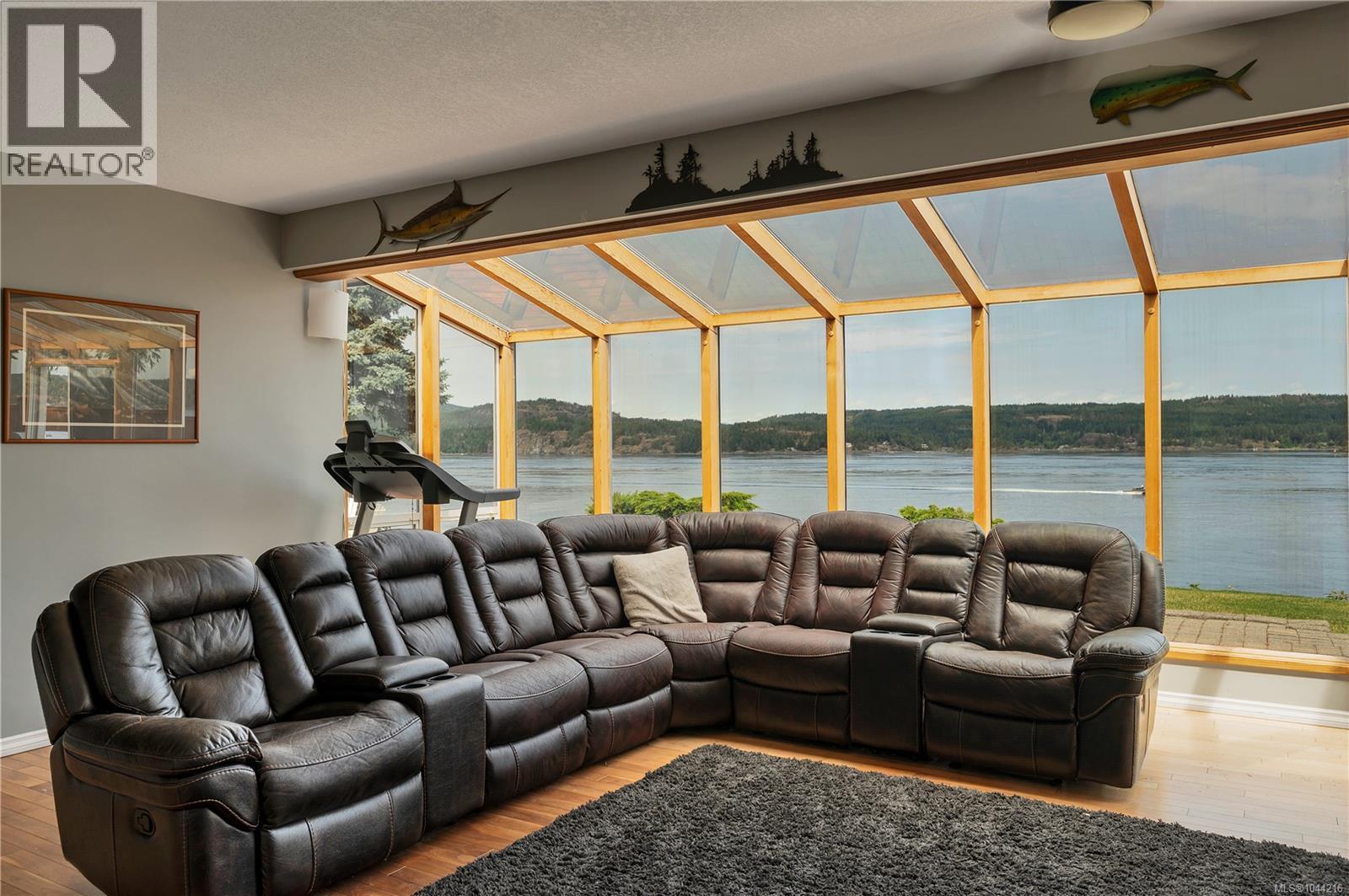 4675 Discovery Dr - Image 16