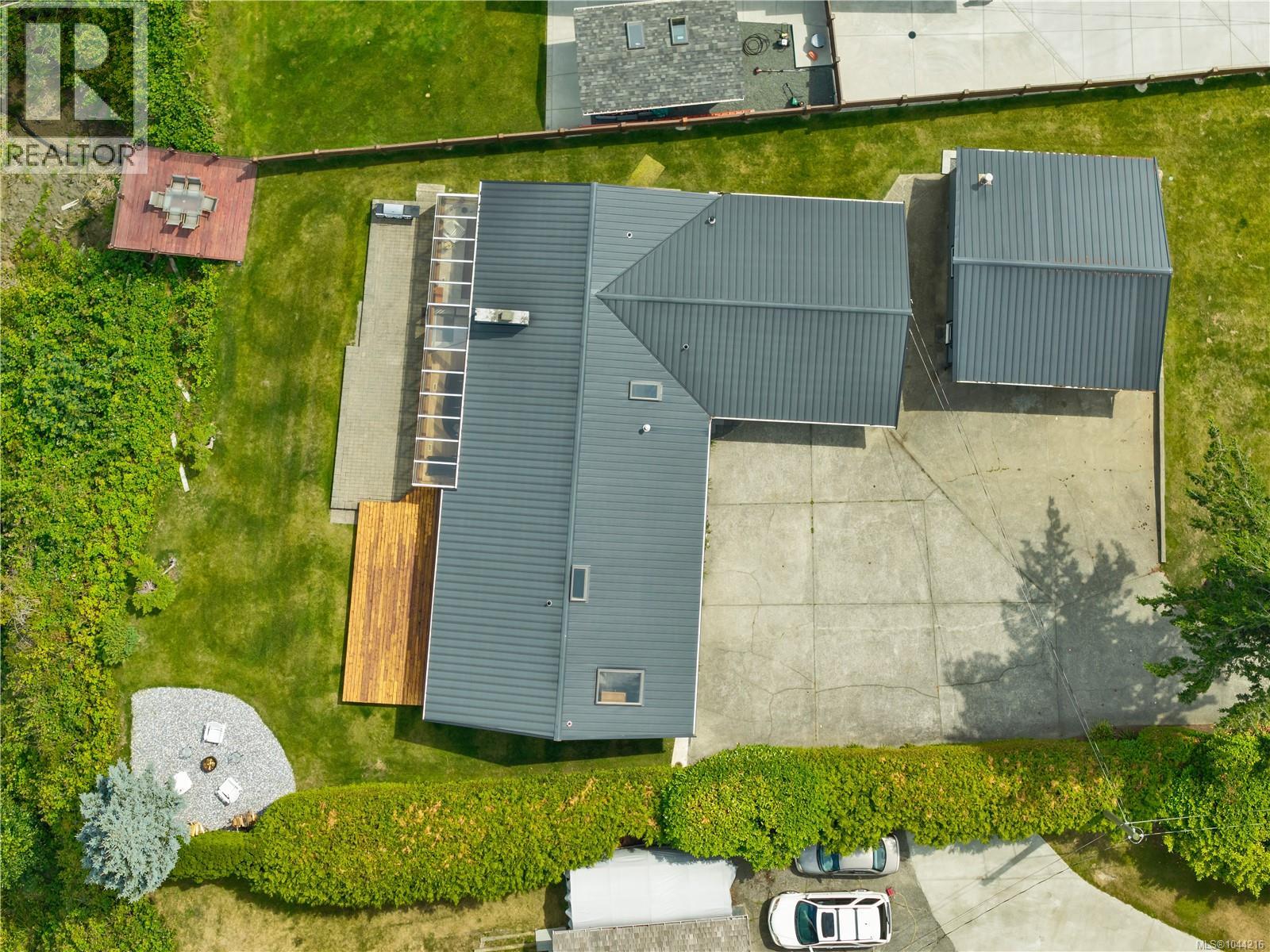 4675 Discovery Dr - 43