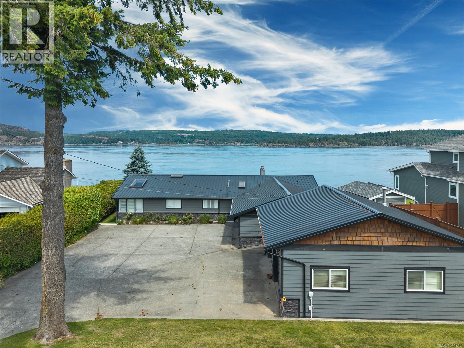4675 Discovery Dr - Image 45