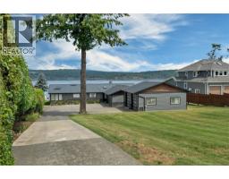 4675 Discovery Dr, Campbell River, BC V9W4Y1 Photo 12