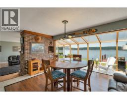 Living room - 4675 Discovery Dr, Campbell River, BC V9W4Y1 Photo 6