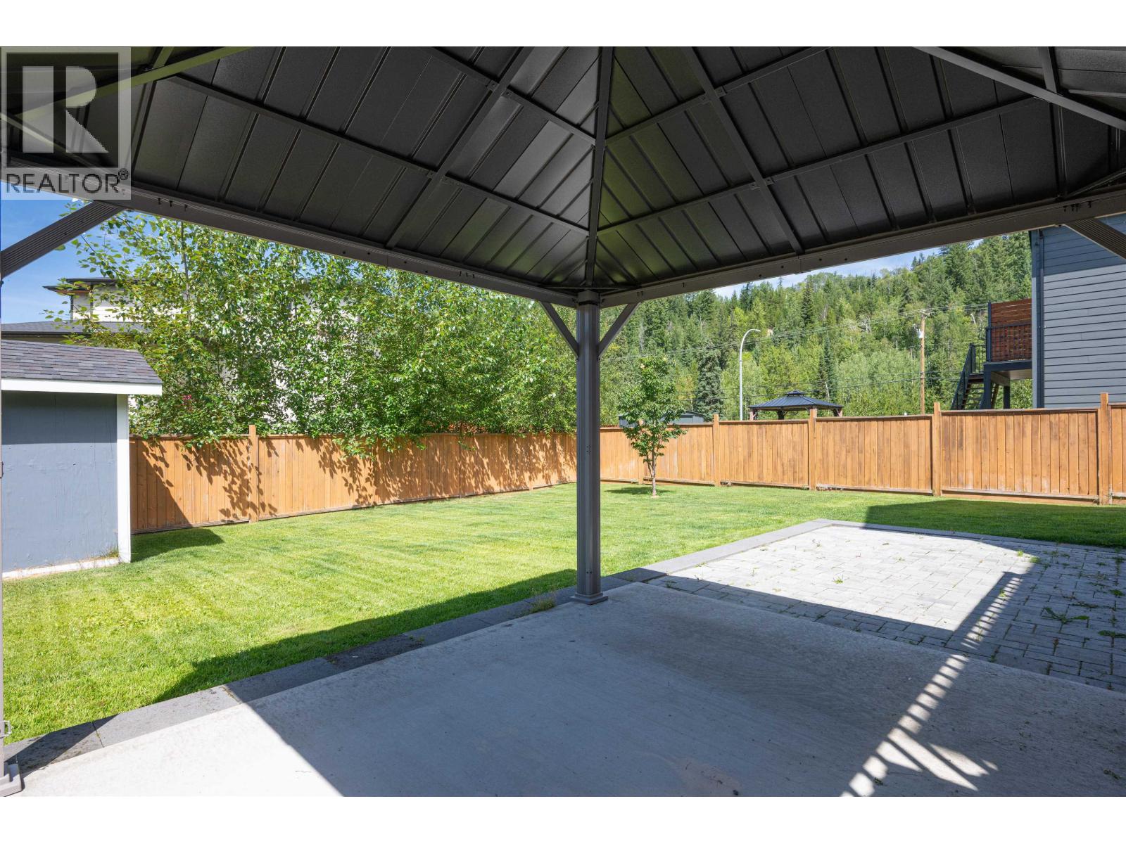3922 AREND DRIVE - 36