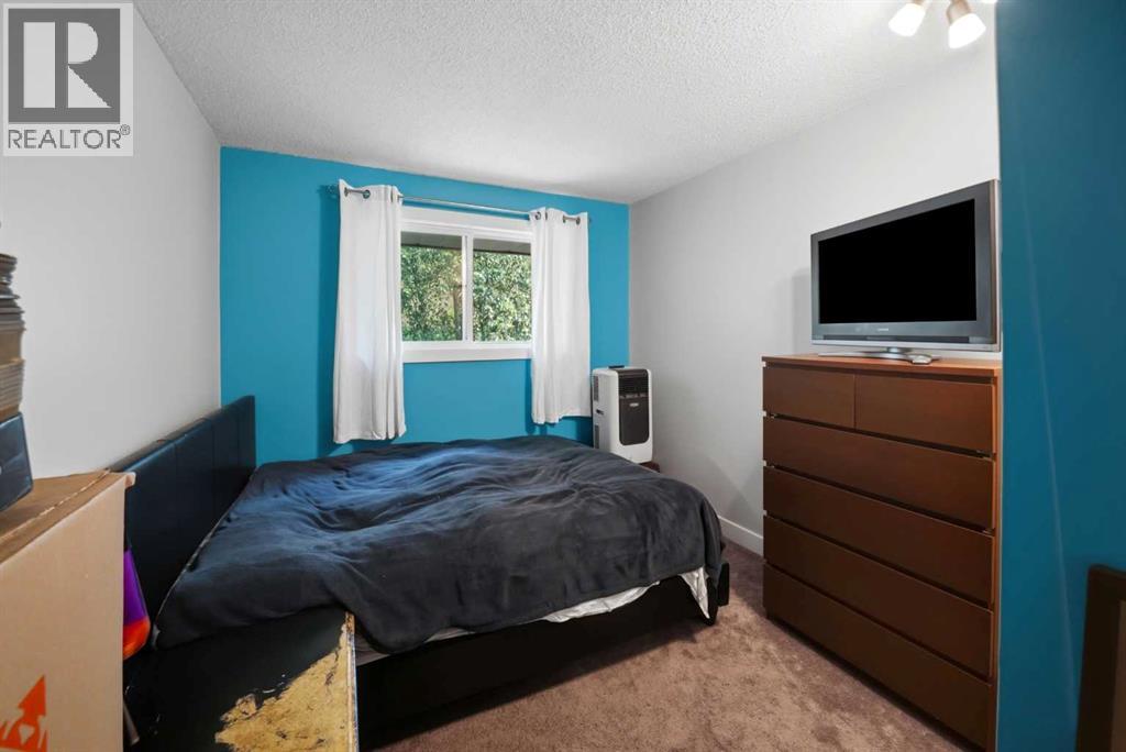 #4 5812 61 Street - 19