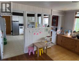 Primary Bedroom - 208 2 Street S, Vulcan, AB T0L2B0 Photo 6