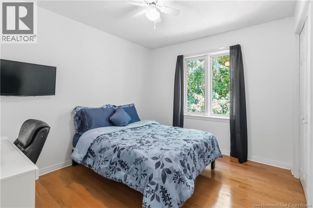 1 Basswood Court - Image 18