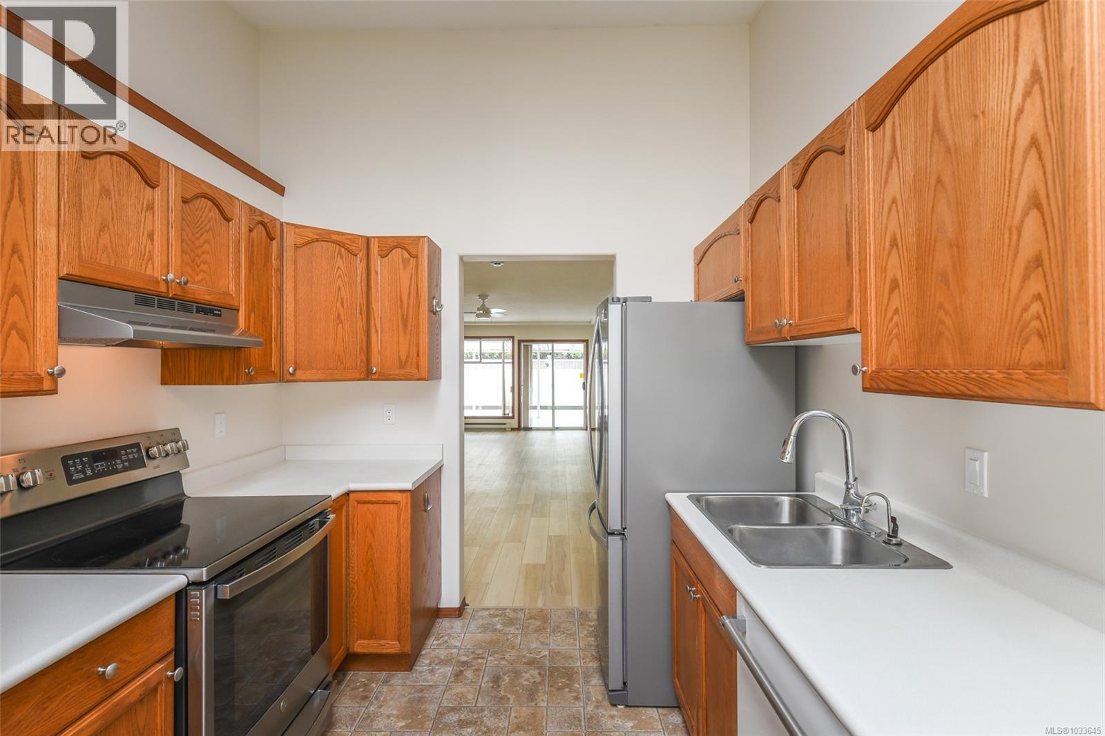 #29 20 Anderton Ave - 6