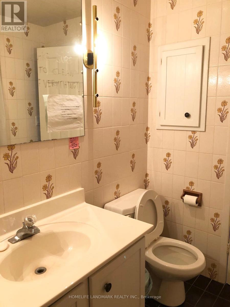 105 WHITEHORN CRESCENT - 10