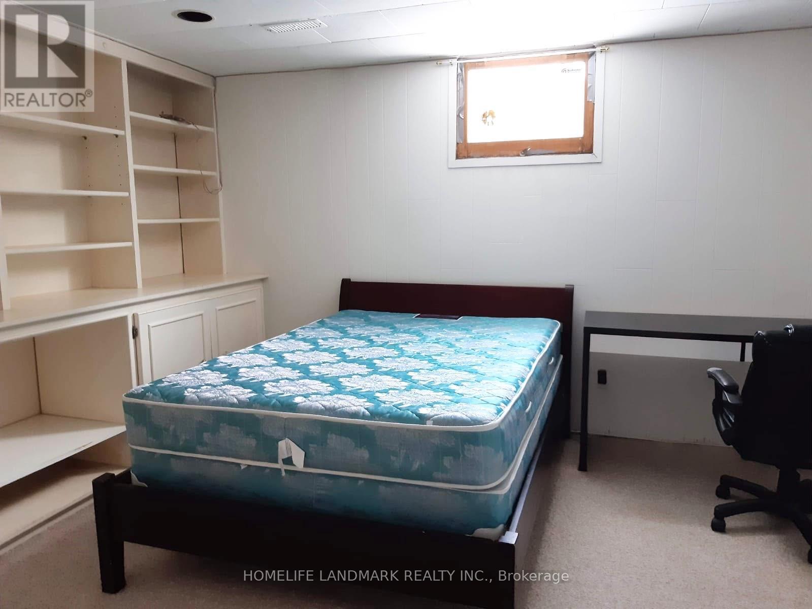 105 WHITEHORN CRESCENT - 12