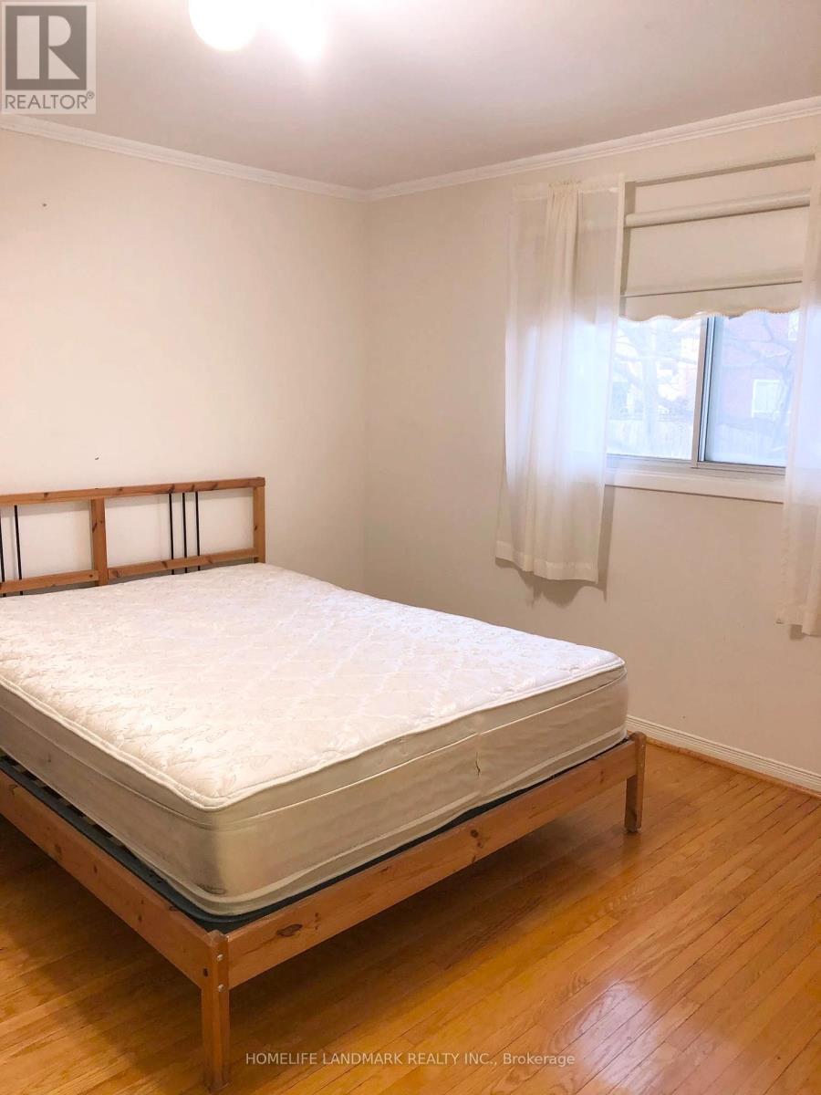 105 WHITEHORN CRESCENT - 7