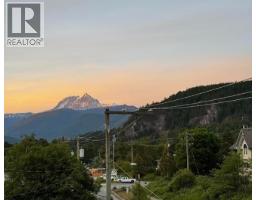 306 38142 Cleveland Avenue, Squamish, BC V8B0A4 Photo 19